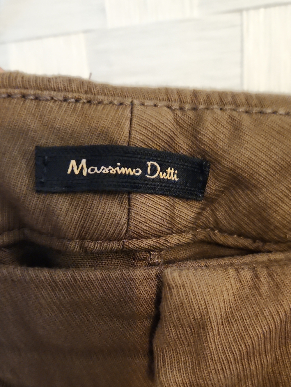 Mossimo Dutti Womens Cropped Cuffed Hem Trousers  Sz 8 - Picture 2 of 4